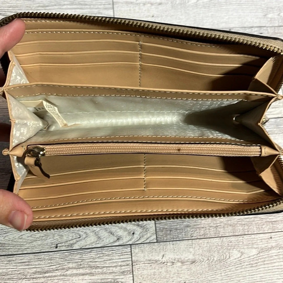 🌻 Kate Spade Wellesley Neda Leather Zip Around Wallet in Porcelain - Picture 5 of 12